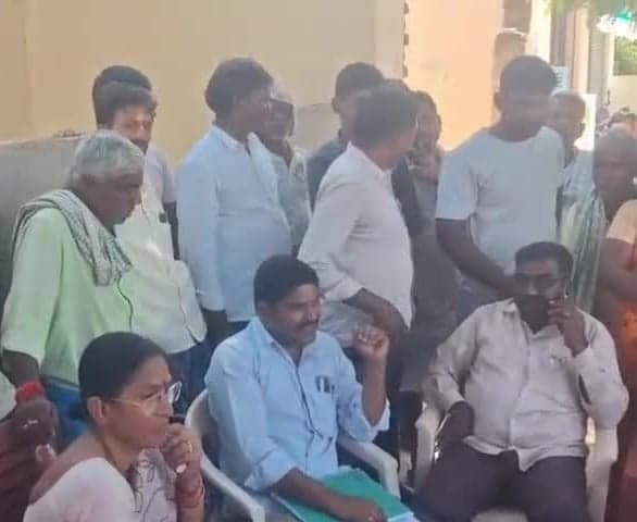 ఊర్కొండలో మహిళా సంఘం నిధులపై విచారణ - Udayam
