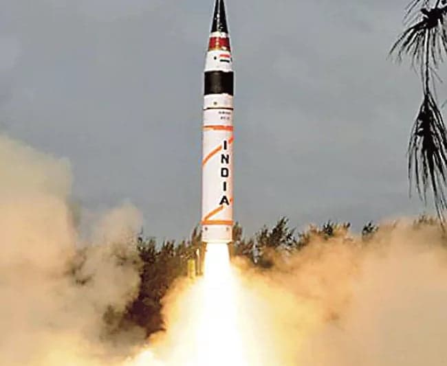 భారత్‌ వద్ద 190 అణ్వాయుధాలు