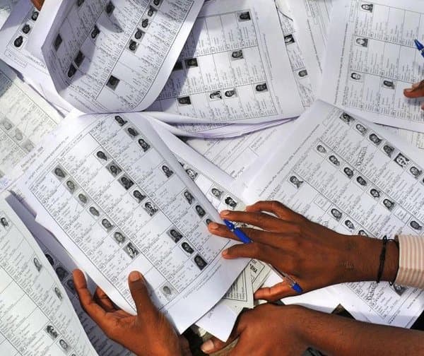 నెమ్మదించిన ‘ఓటరు’ సవరణ
