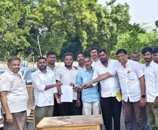 యూత్ కాంగ్రెస్ గ్రామ కమిటీల ఎన్నిక - Udayam