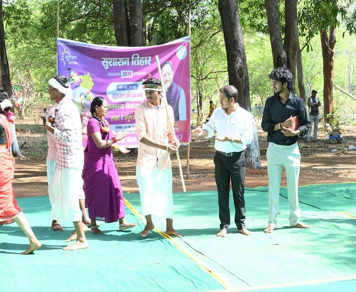 లొంగిపోయిన నక్సలైట్లకు 'నితార' ద్వారా జానపద నాటక శిక్షణ