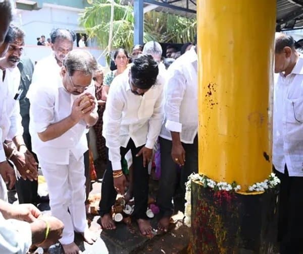 ధ్వజస్తంభ ప్రతిష్టలో పాల్గొన్న ఎమ్మెల్యే ఆనందబాబు - Udayam Digital