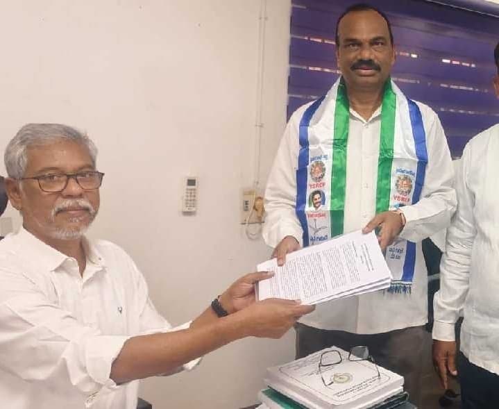 తెర్లాం వైసీపీ జడ్పీటీసీ అభ్యర్థిగా శ్రీనివాసరావు - Udayam