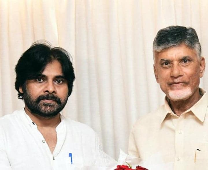 తొలి విడతలో 1.50 లక్షల మందికి ఇళ్ల స్థలాలు