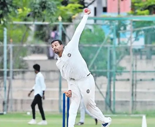 తనయ్‌ ధాటికి త్రిపుర చిత్తు