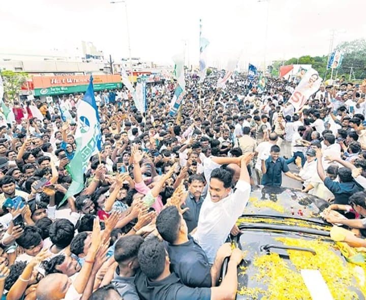 విరూపాక్షి అరెస్టుపై జగన్‌ ఫైర్‌