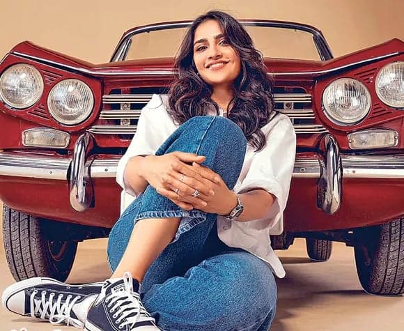 ‘తార’గా రుక్మిణీ వసంత్‌