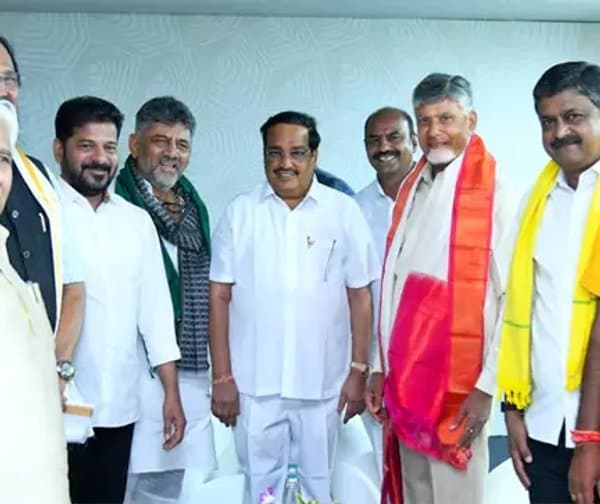 తుంగభద్ర ప్రాజెక్టు వద్ద ముగ్గురు సీఎంల సందడి - gallery image