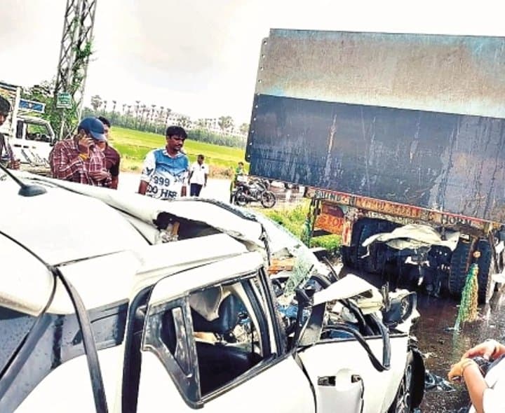 ఆగిన వాహనాలు.. ఆగని ప్రమాదాలు