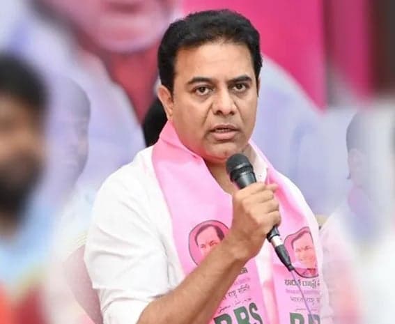 కేటీఆర్ పీఏకు పోలీసు నోటీసులు