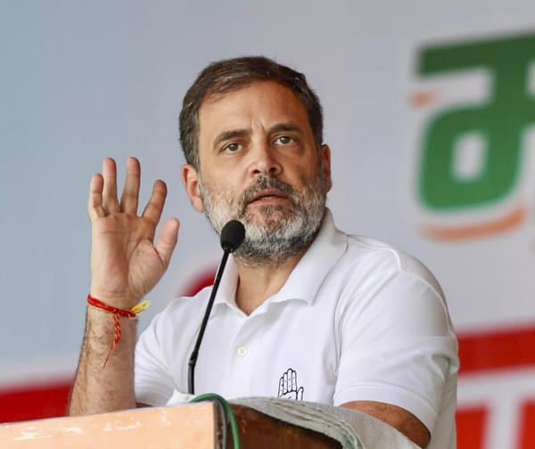 భారత విద్యా వ్యవస్థపై రాహుల్ గాంధీ నిప్పులు