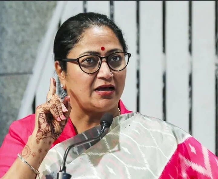ఢిల్లీలో మహిళా, మైనారిటీ కమిషన్లు ఏర్పాటు - Udayam Digital