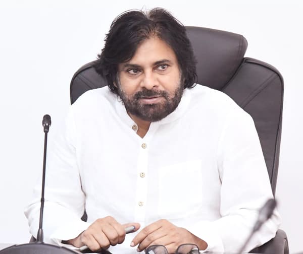 గ్రామాల్లో 'స్వచ్ఛ రథాల' విప్లవం - పవన్ కళ్యాణ్