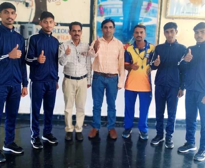 అథ్లెటిక్స్‌లో  ఆసిఫాబాద్ విద్యార్థులు