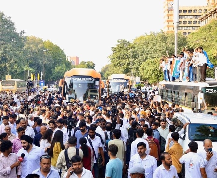 ఢిల్లీలో ఉద్రిక్తత