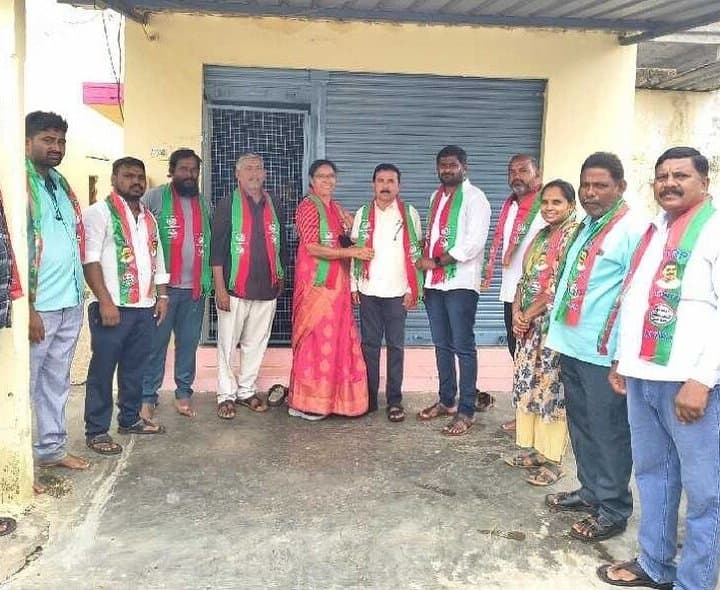 తెలంగాణ రాజ్యాధికార పార్టీలో పలువురి చేరిక