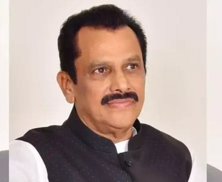 జనసేనలోకి యనమల కృష్ణుడు.. పవన్ సమక్షంలో చేరిక