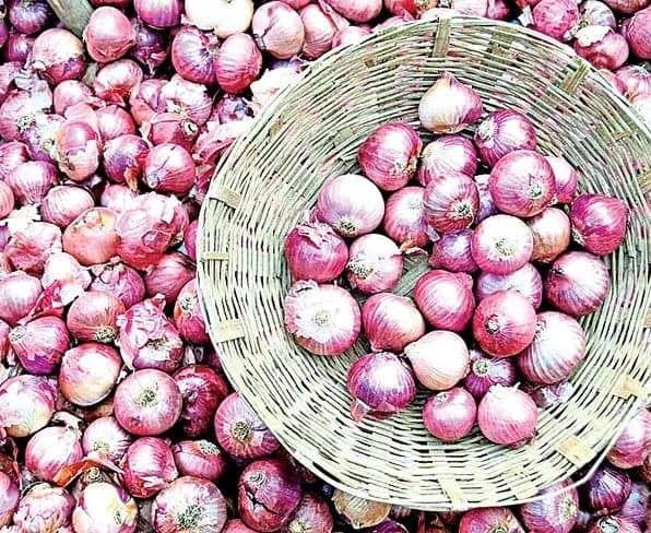 ఉల్లి ధరలకు మళ్లీ రెక్కలు