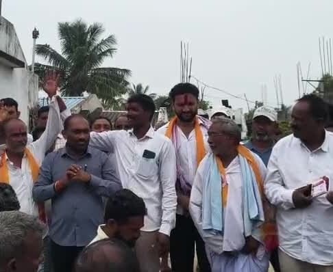 కొండలావేరులో టీడీపీలోకి 30 వైసీపీ కుటుంబాలు   - Udayam
