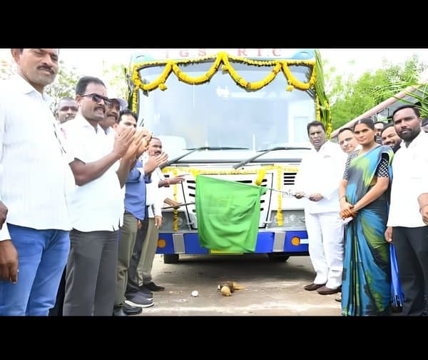 ధర్మపురిలో నూతన ఆర్టీసీ బస్సు సర్వీసుల ప్రారంభం