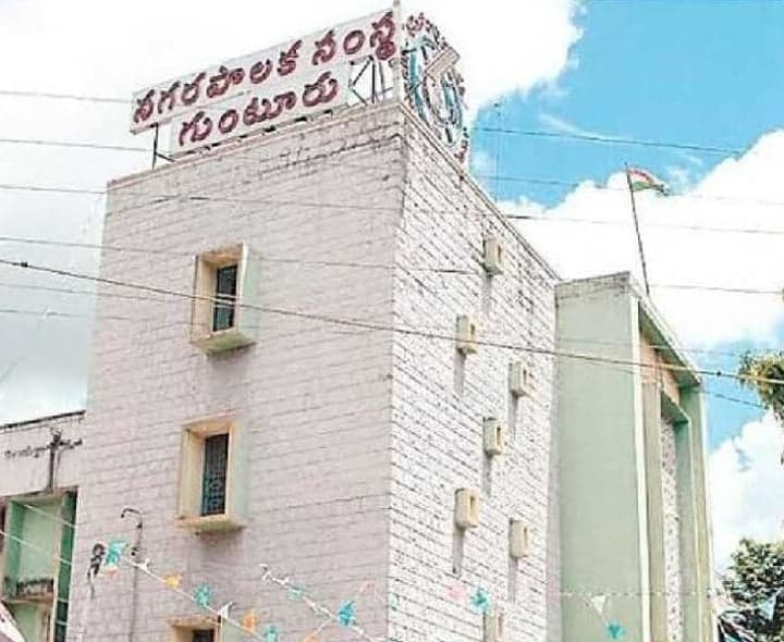 టికెట్ దక్కకపోతే రెబల్స్ బరిలోకి - Udayam