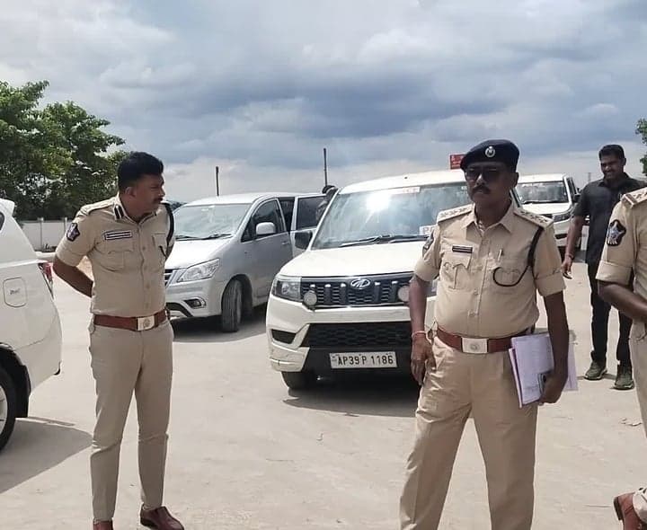 అద్దంకిలో ఎన్నికల ఏర్పాట్లను పరిశీలించిన ఎస్పీ - Udayam