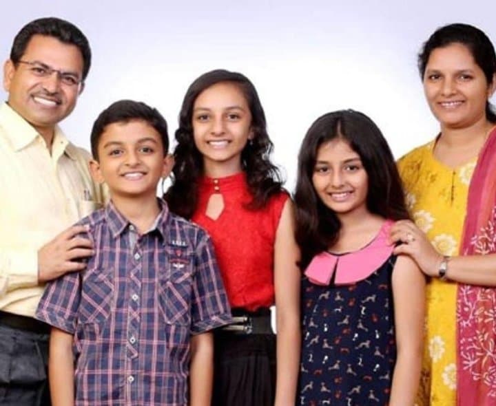 ఫ్యామిలీ రిజిస్టర్ సర్టిఫికెట్‌తో ఆస్తి హక్కులు రావు: ప్రభుత్వం - Udayam Digital