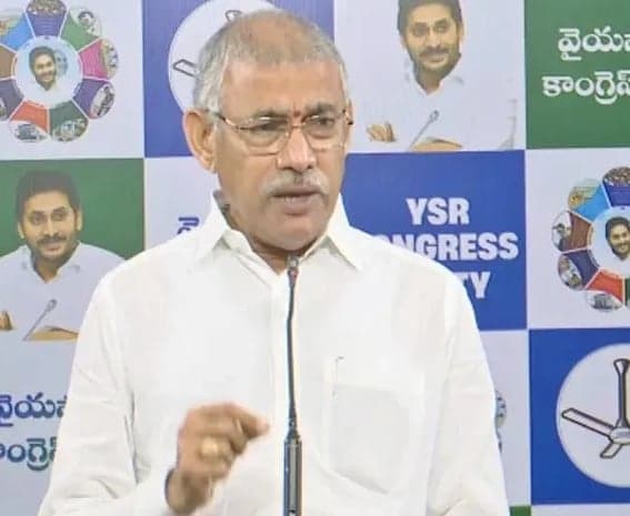 చంద్రబాబు బీసీల వంచనకు తెరలేపారు: చెల్లుబోయిన వేణు