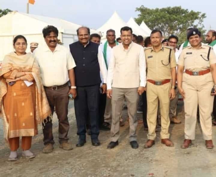 నెల్లూరు సభ సక్సెస్‌లో వీళ్లే కీలకం - Udayam