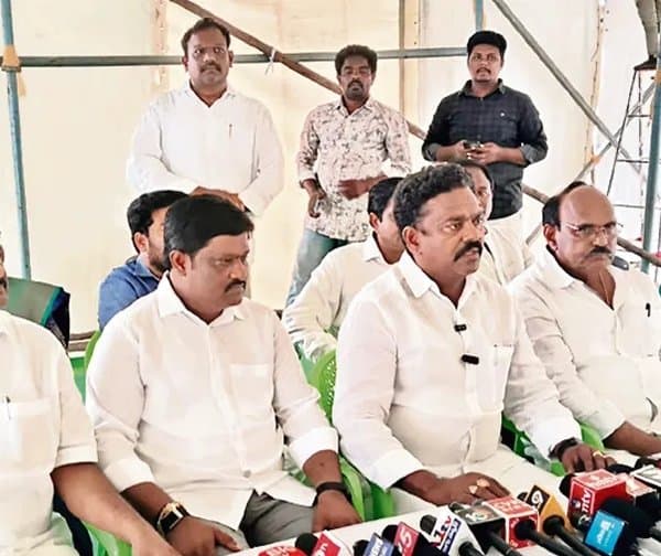 ఆక్వా సంక్షోభంపై జగన్ భరోసా