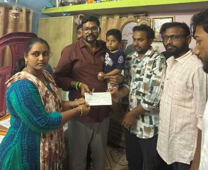 నాలుగేళ్ల బాలుడి చికిత్సకు ఆర్థిక సాయం