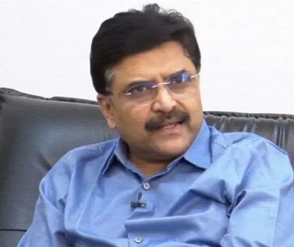 రిటైర్డ్ ఐఏఎస్ అధికారి పి.వి. రమేశ్ ఎక్స్ ఖాతా హ్యాక్