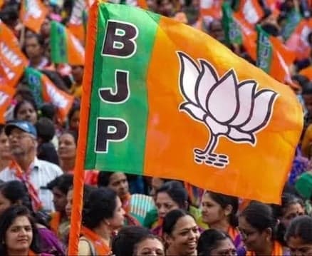 ఎమ్మెల్సీ ఎన్నికల్లో ఎన్డీయేకు 16 సీట్లు