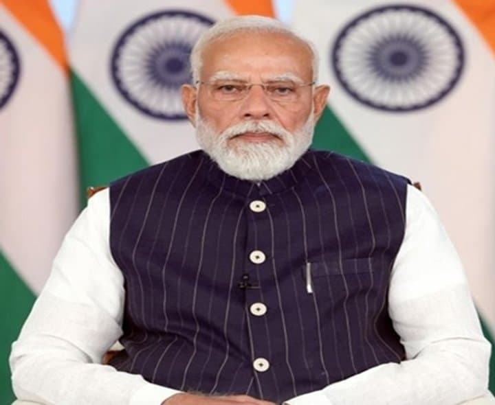 పశ్చిమాసియా సంక్షోభంపై సీసీఎస్ భేటీ: పౌరులు, నావికుల రక్షణకు ప్రాధాన్యం