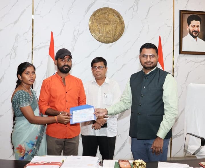 కులాంతర వివాహ జంటలకు రూ.32.50 లక్షల ప్రోత్సాహకాలు - gallery image 3