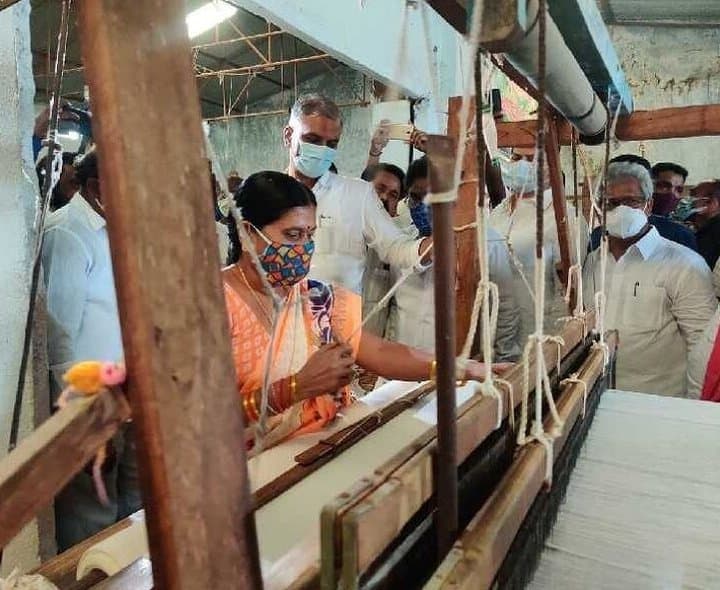 చేనేత కార్మికులకు హరీశ్‌రావు శుభాకాంక్షలు