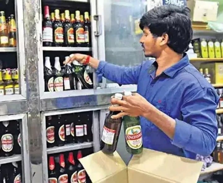 ఏపీలో మద్యం షాపులకు మరో రెండేళ్లు అవకాశం