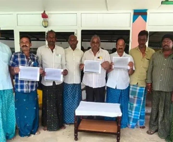 పొగాకుపై వైకాపా విమర్శలు - Udayam Digital