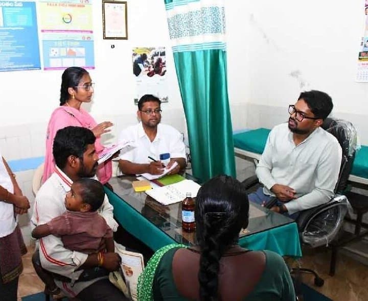 పాముకాటు బాధితులకు మెరుగైన వైద్యం అందించాలి