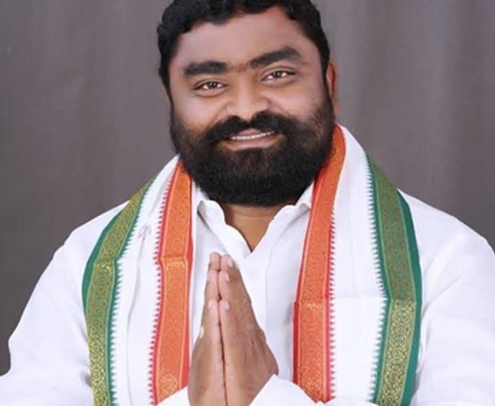 ఫోన్‌ ట్యాపింగ్‌ కేసులో కాంగ్రెస్‌ నేతకు నోటీసులు - gallery image 2