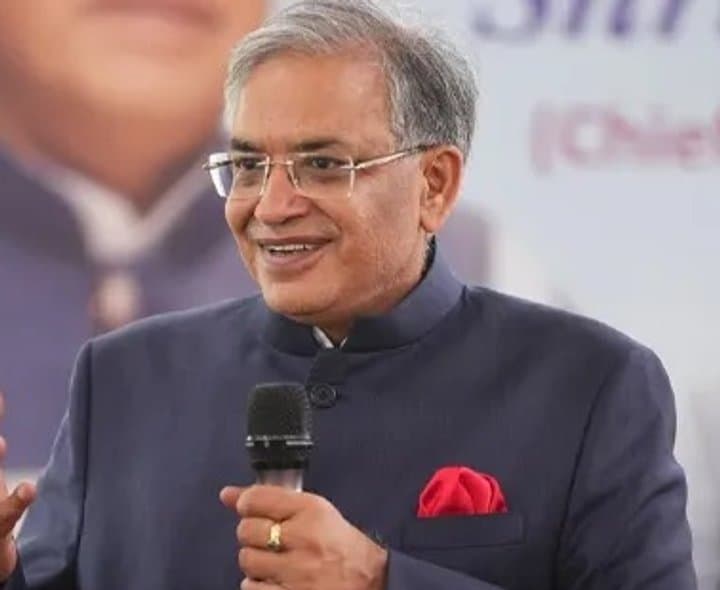 ఈవీఎంలకు నెట్‌ ఉండదు: సీఈసీ
