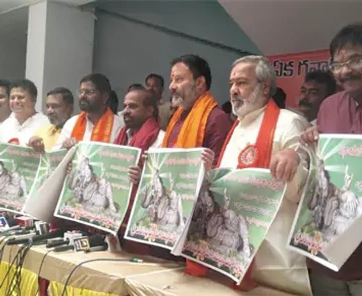 అందరూ మెచ్చేలా గణపతి ఉత్సవాలు జరగాలి: మంత్రి - Udayam