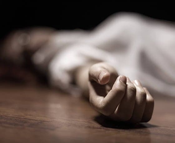 రాజ్‌కోట్‌లో ఏపీకే చెందిన ఇంజినీరింగ్ విద్యార్థి ఆత్మహత్య