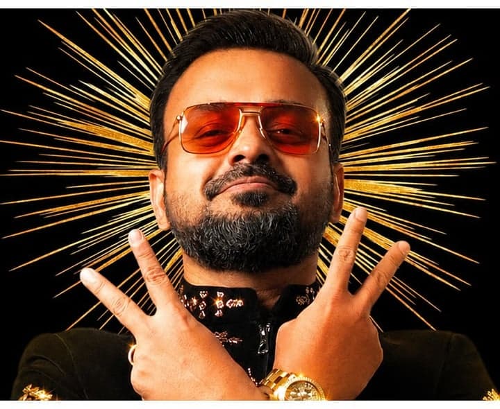 ‘బ్యాచిలర్‌ పార్టీ డ్యూక్స్‌’లో కుంచాకో బోబన్‌ లుక్‌ 