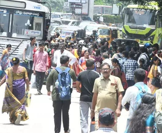 రేపటి నుంచి బడులకు దసరా సెలవులు