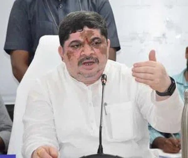ఆర్టీసీ కార్మికుల హామీల అమలుకు కట్టుబడి ఉన్నాం - Udayam Digital