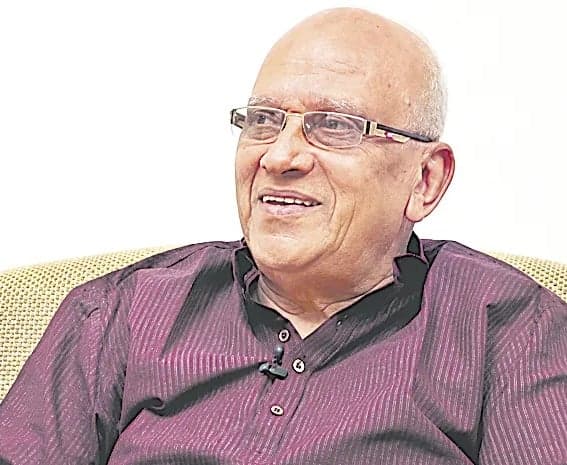 సింగీతానికి ప్రముఖుల నివాళి