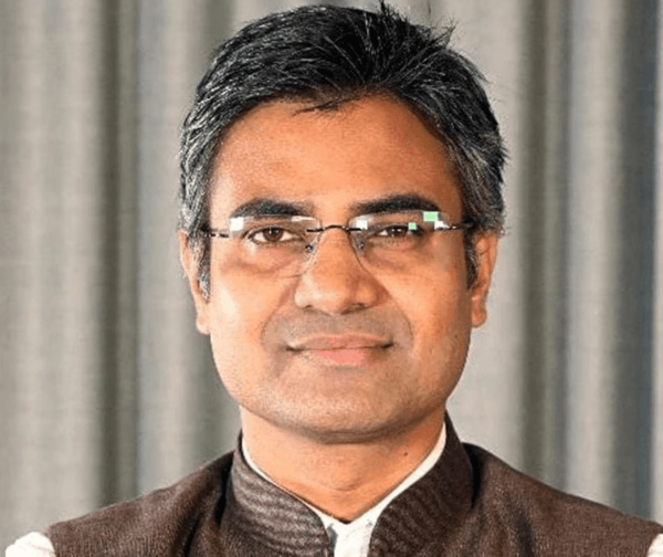 ఆప్‌ను వీడిన ఎంపీపై కేసుల ఉచ్చు: అరెస్టయ్యే ఛాన్స్! - Udayam Digital