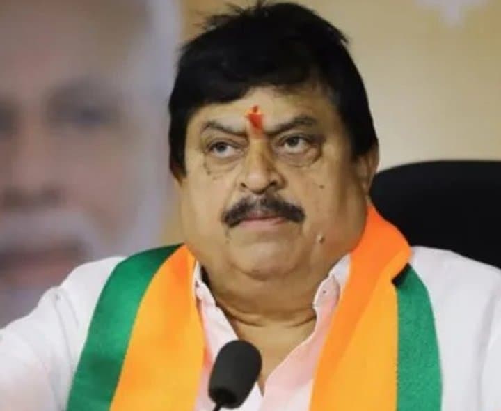 క్యూర్‌ పేరుతో కాంగ్రెస్‌ దోపిడీ: రామచందర్‌రావు 