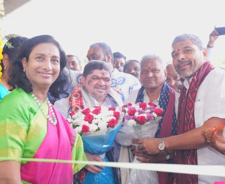 నాంపల్లిలో చేనేత అభివృద్ధి కార్పొరేషన్ నూతన కార్యాలయం ప్రారంభం